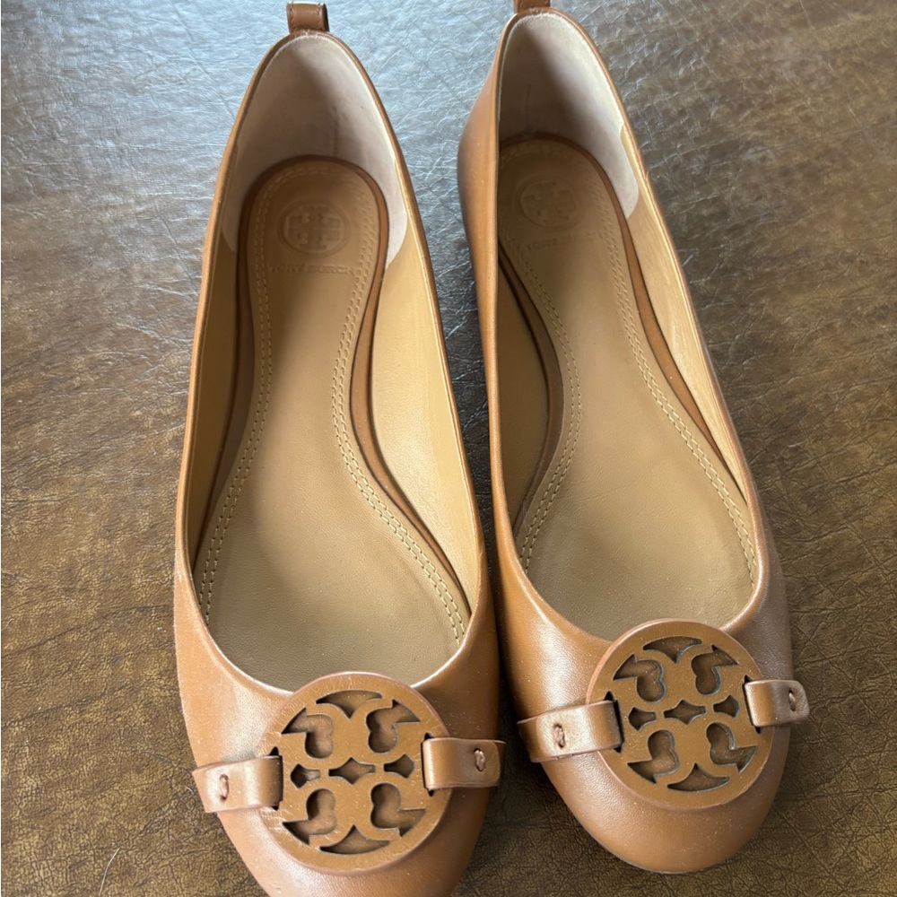Tory Burch Brown Leather Flats with Signature Medallion